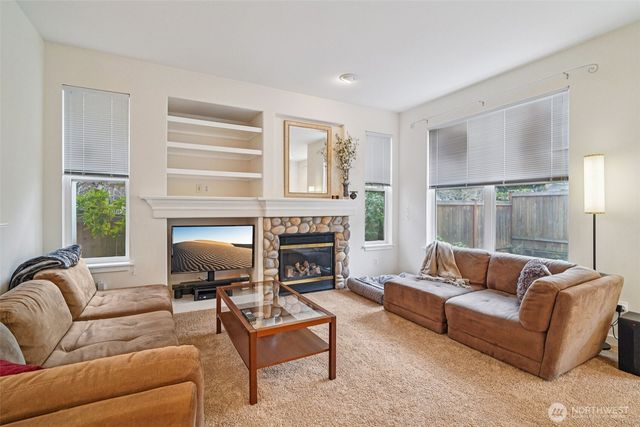 722 239th Lane SE, Sammamish, WA 98074