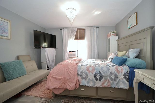 54 Townhouse Road N 54, Huntington Station, NY 11746