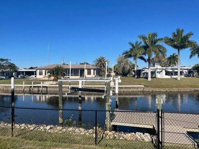 21088 EDGEWATER DRIVE, Port Charlotte, FL 33952