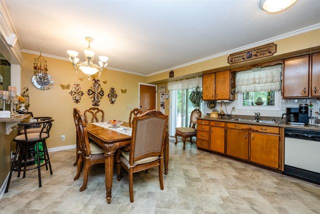 1155 S Bainbridge Center Road, Benton Harbor, MI 49022