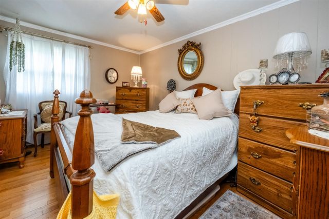 1155 S Bainbridge Center Road, Benton Harbor, MI 49022