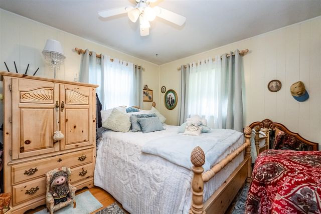 1155 S Bainbridge Center Road, Benton Harbor, MI 49022