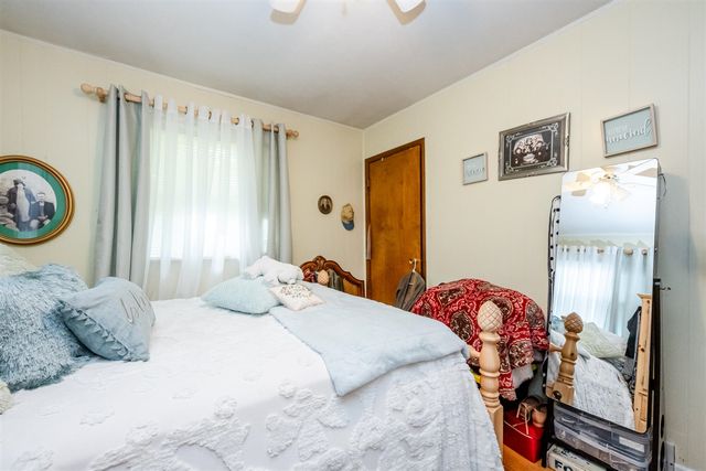 1155 S Bainbridge Center Road, Benton Harbor, MI 49022