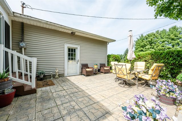 1155 S Bainbridge Center Road, Benton Harbor, MI 49022