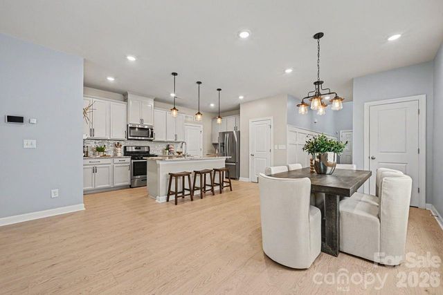 6702 Good News Drive, Charlotte, NC 28215