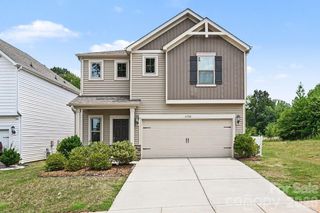6702 Good News Drive, Charlotte, NC 28215