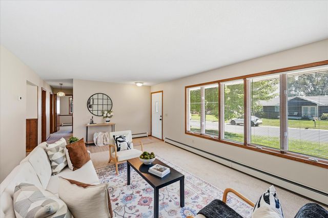 1534 17th Street NW, New Brighton, MN 55112