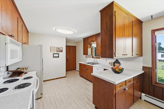 1534 17th Street NW, New Brighton, MN 55112