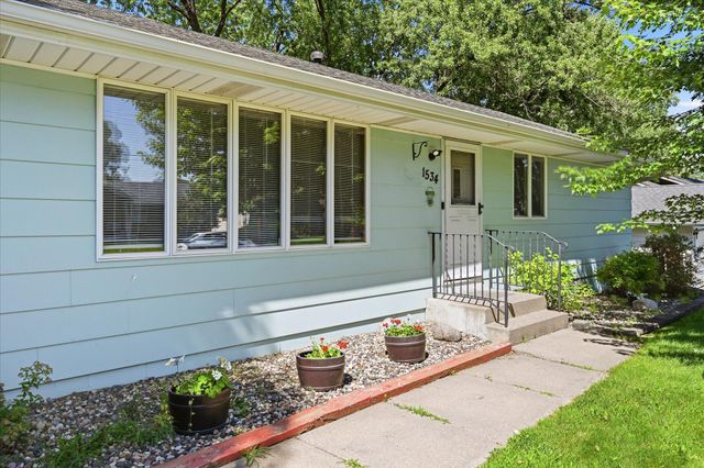 1534 17th Street NW, New Brighton, MN 55112