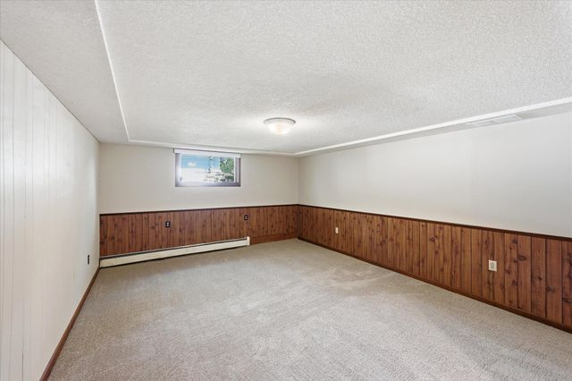1534 17th Street NW, New Brighton, MN 55112