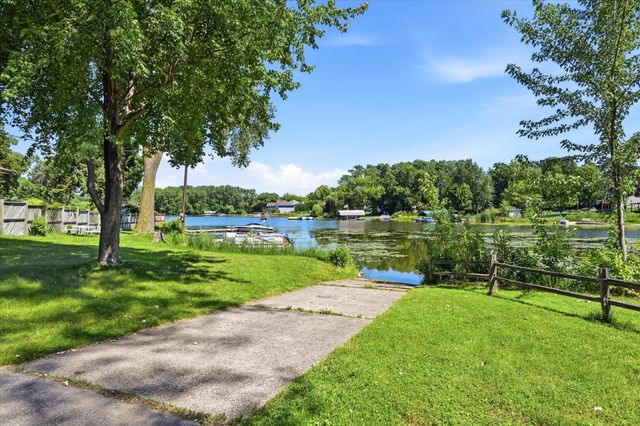 1534 17th Street NW, New Brighton, MN 55112