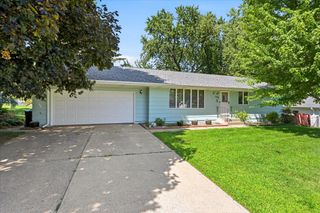 1534 17th Street NW, New Brighton, MN 55112