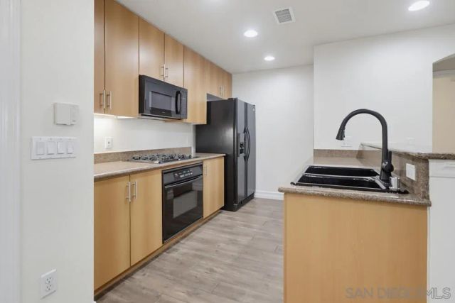 1225 Island Ave. 103, San Diego, CA 92101
