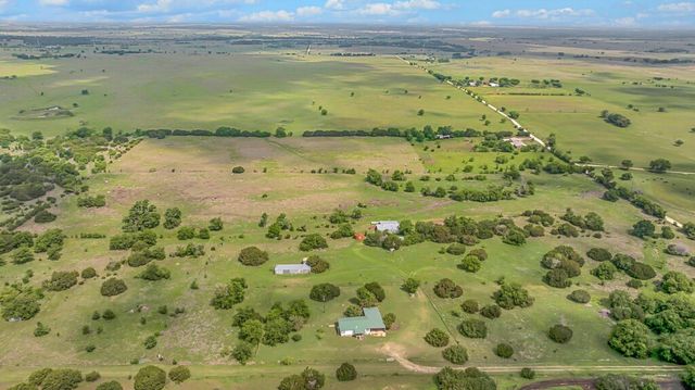 271 County Road 3440, Clifton, TX 76634