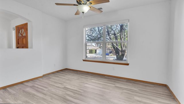 4509 Waynesboro Road NW, Albuquerque, NM 87120