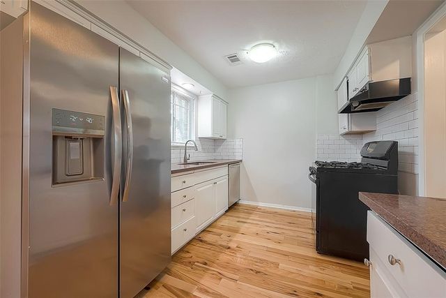 15726 Sea Liner Dr, Houston, TX 77062