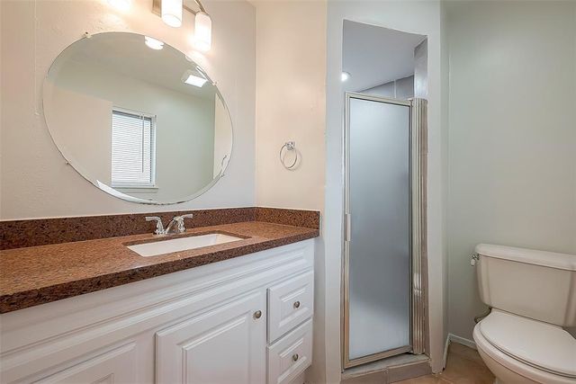 15726 Sea Liner Dr, Houston, TX 77062