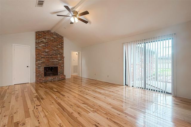 15726 Sea Liner Dr, Houston, TX 77062