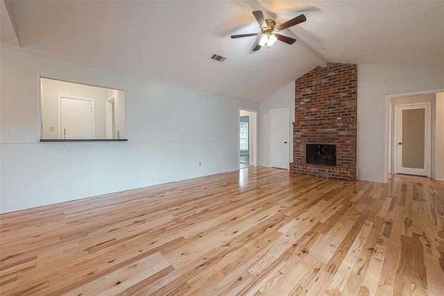 15726 Sea Liner Dr, Houston, TX 77062