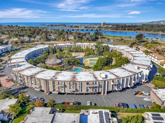 3050 Rue D'Orleans 421, San Diego, CA 92110