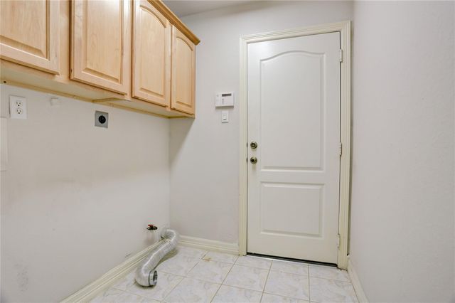 6850 Dillon Street, Houston, TX 77061