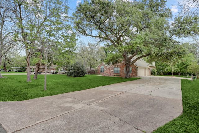 6850 Dillon Street, Houston, TX 77061