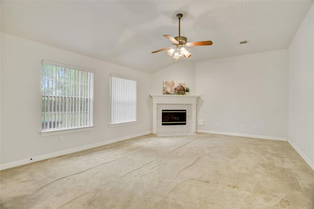 6850 Dillon Street, Houston, TX 77061