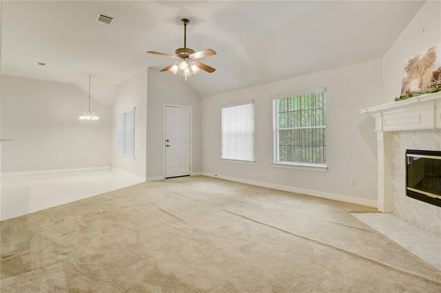 6850 Dillon Street, Houston, TX 77061