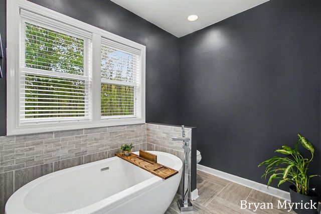 3355 Palmer Drive, Saugatuck, MI 49453