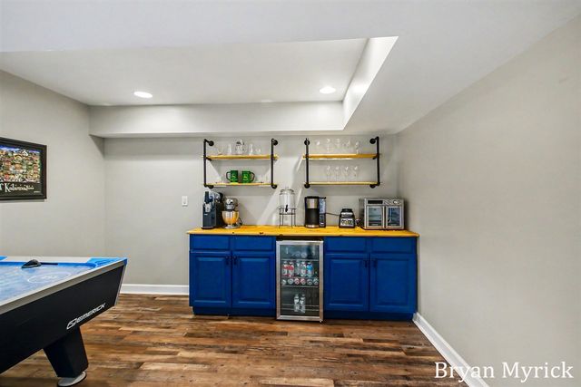 3355 Palmer Drive, Saugatuck, MI 49453