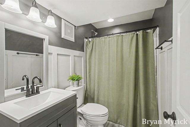 3355 Palmer Drive, Saugatuck, MI 49453