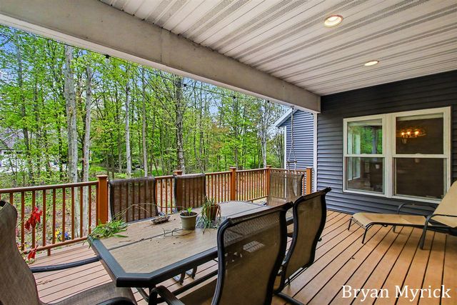 3355 Palmer Drive, Saugatuck, MI 49453