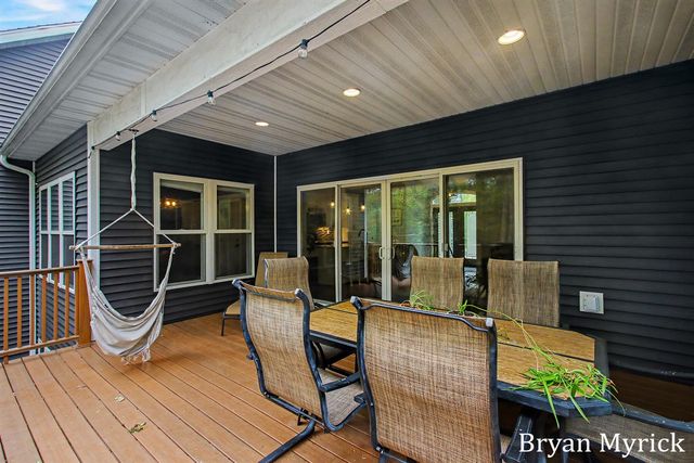 3355 Palmer Drive, Saugatuck, MI 49453