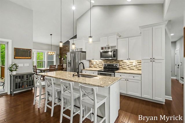 3355 Palmer Drive, Saugatuck, MI 49453
