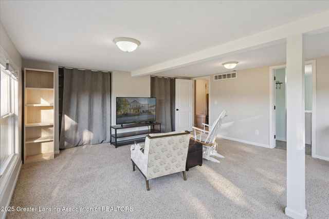 1544 Sherwood Road, Williamston, MI 48895