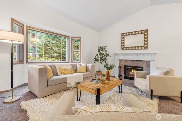 13033 25th Avenue NE, Seattle, WA 98125