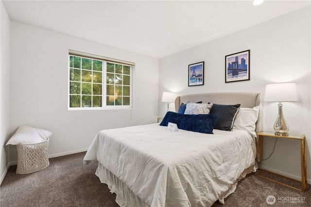 13033 25th Avenue NE, Seattle, WA 98125