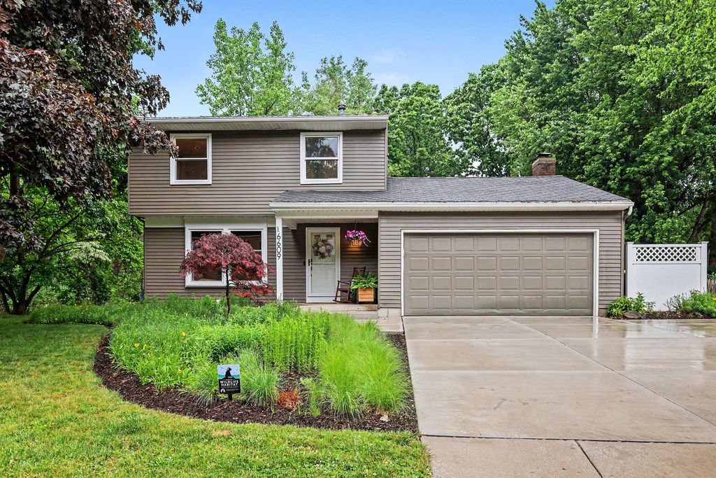 6609 Rix Street Se, Ada Twp, MI 49301