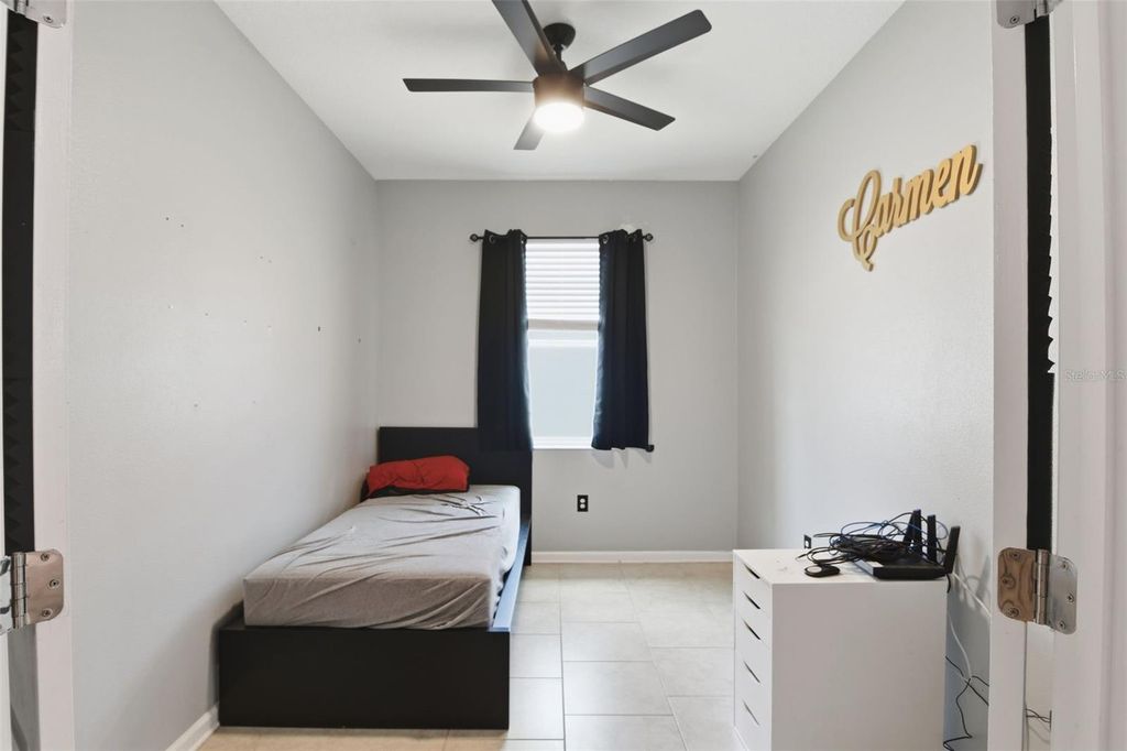 Image 13 of property listing at 587 PATTON LOOP, Bartow, FL 33830