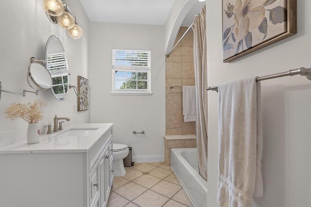 8826 SOUTHERN BREEZE DRIVE, Orlando, FL 32836