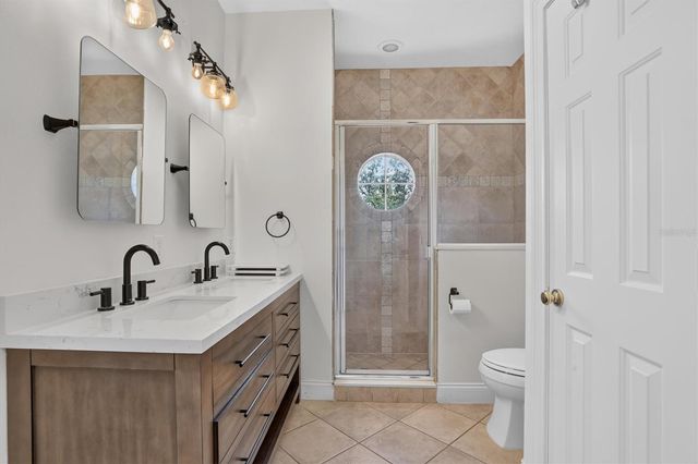 8826 SOUTHERN BREEZE DRIVE, Orlando, FL 32836
