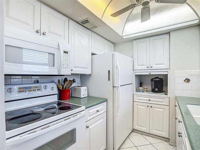 1255 TARPON CENTER DRIVE 510, Venice, FL 34285