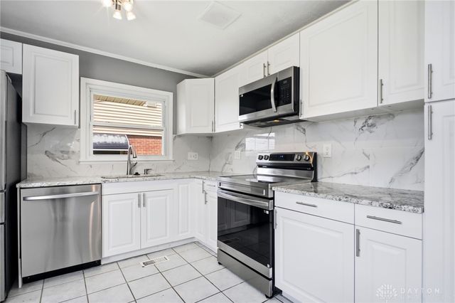 5777 Jassamine Drive, Dayton, OH 45449
