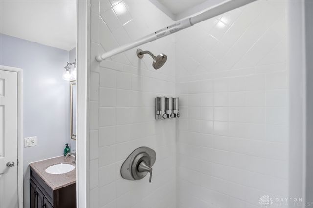 5777 Jassamine Drive, Dayton, OH 45449