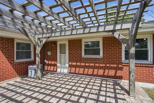 5777 Jassamine Drive, Dayton, OH 45449