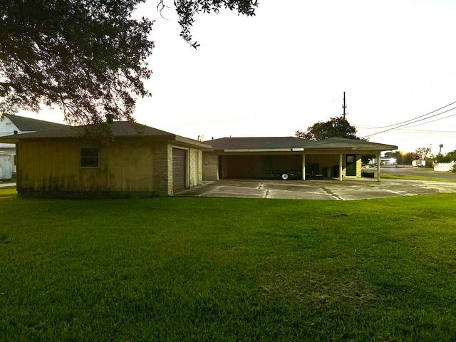 100 Leger St, Montegut, LA 70377