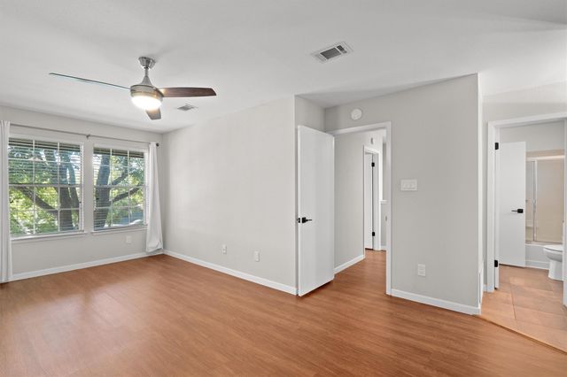 1015 E Yager LN 79, Austin, TX 78753