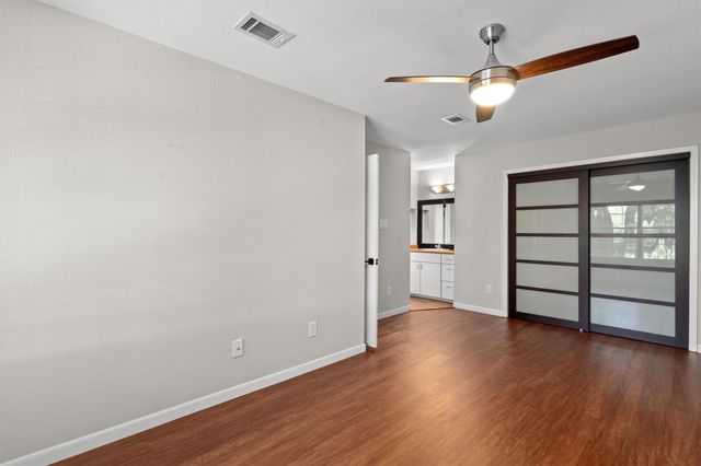 1015 E Yager LN 79, Austin, TX 78753