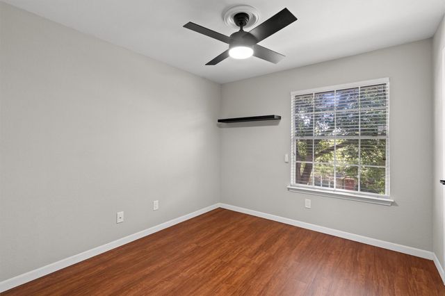 1015 E Yager LN 79, Austin, TX 78753