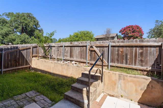 1015 E Yager LN 79, Austin, TX 78753